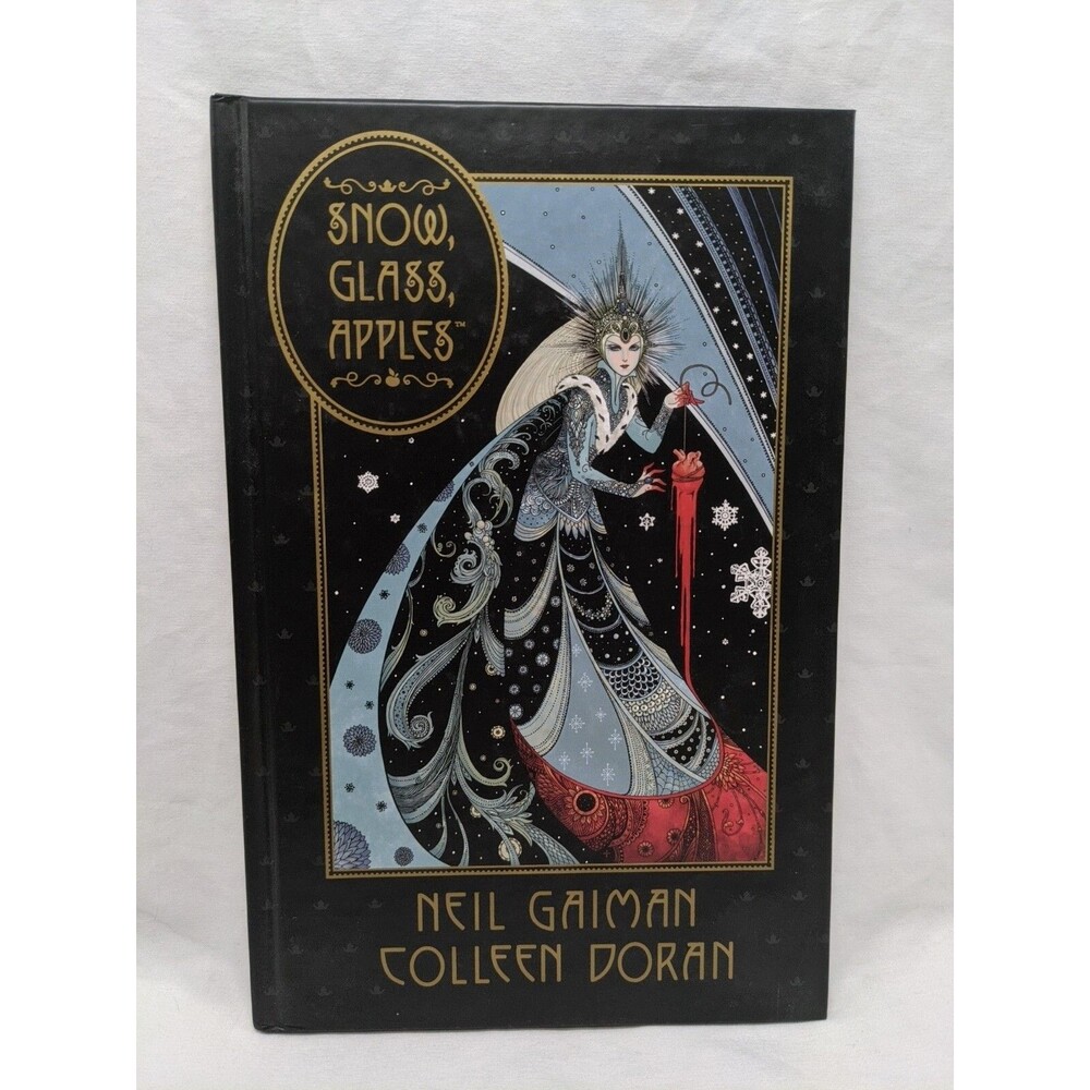 Neil Gaiman Snow Glass Apples Hardcover Graphic Novel